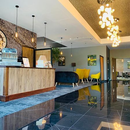 Hotel & Restaurant La Maison Des Bles Boutervilliers Екстериор снимка