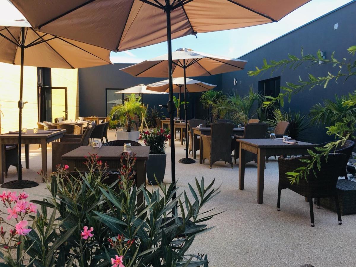 Hotel & Restaurant La Maison Des Bles Boutervilliers Екстериор снимка
