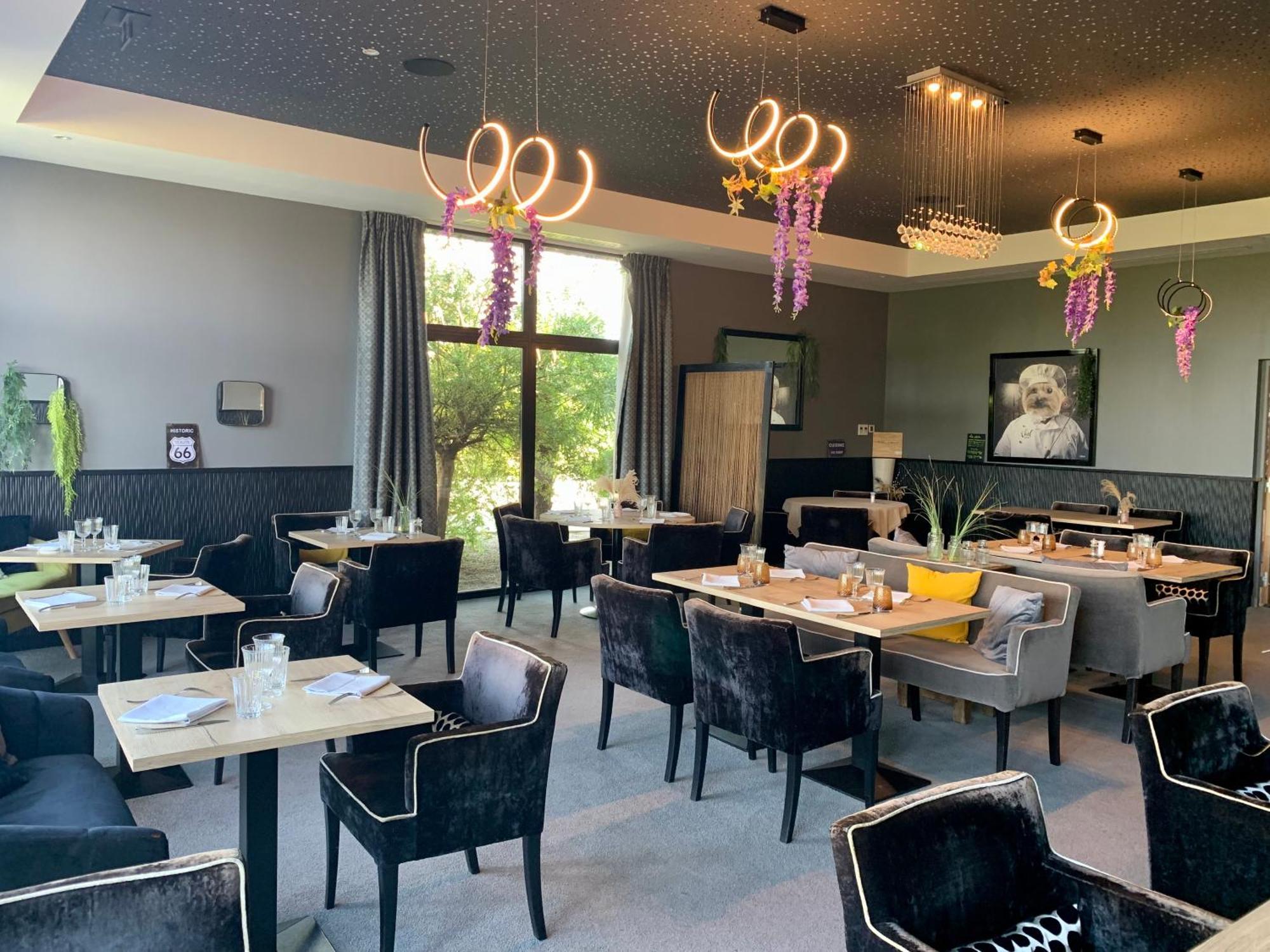 Hotel & Restaurant La Maison Des Bles Boutervilliers Екстериор снимка